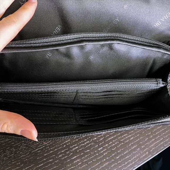 ✖️ SOLD DEPOP ✖️ Vera Bradley Turnlock Crossbody Bag - Black - Picture 6 of 6